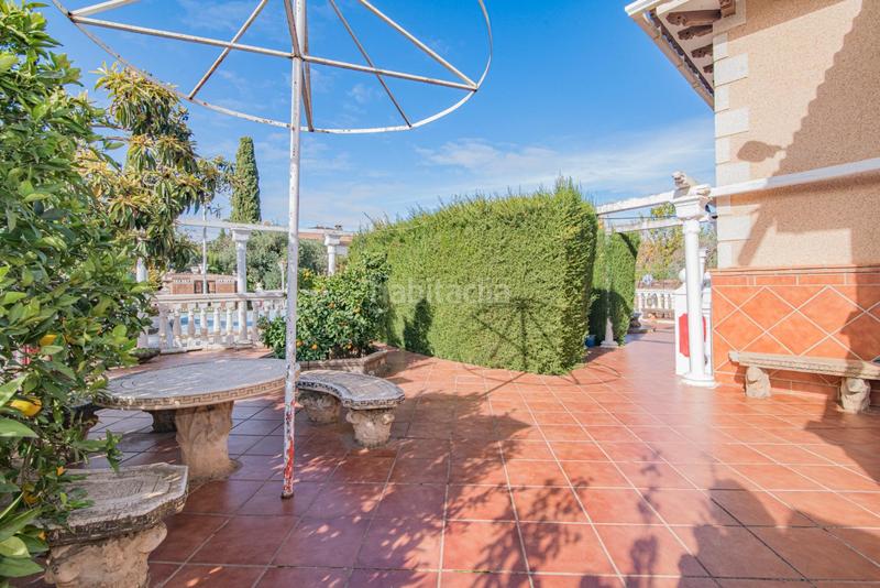 Foto f6fd7c06-d7cc-4d49-8faf-c37dea445f70. Chalet ogijares chalet independiente en parcela de 1350 metros cuadrados. en Ogíjares
