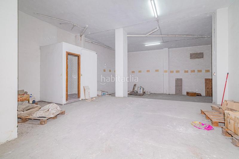 Foto 716f4816-8c9e-4fc7-a4eb-1f2c825da8fa. Local comercial a La Cruz Granada