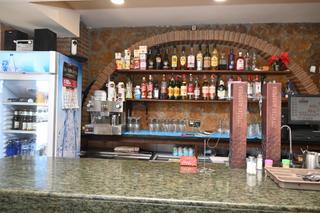 Location Local commercial à Angustias - Chana - Encina. Traspaso de bar de tapas en la chana. zona las torres. granada