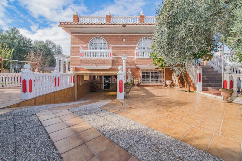 Foto 9a02d678-b0d2-42a4-bb8d-dbda2b87e2aa. Chalet ogijares chalet independiente en parcela de 1350 metros cuadrados. en Ogíjares