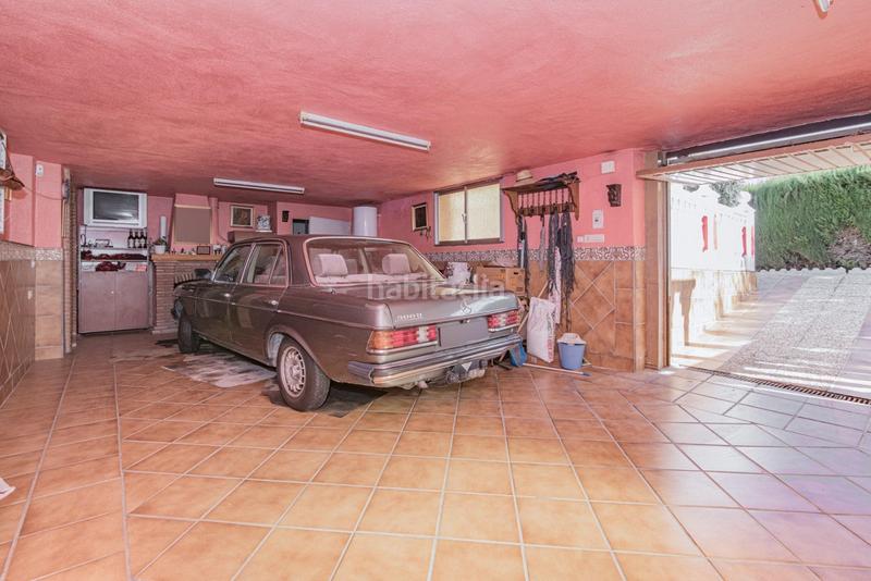 Foto d696193f-e30d-4373-98ab-a9df9a723198. Chalet ogijares chalet independiente en parcela de 1350 metros cuadrados. en Ogíjares