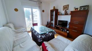 Pis a Colomera. Piso amueblado y equipado seminuevo en colomera.