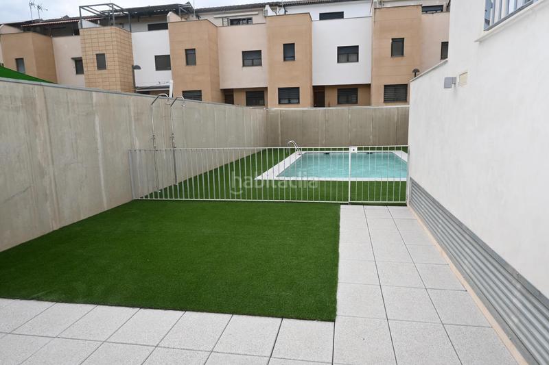Foto cd5b2aef-7430-4a1e-911a-d6f38e65c259. Piso en Poniente Armilla