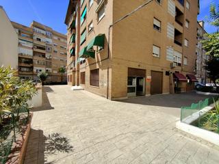 Local Comercial en Avenida Avenida de Cádiz, 30