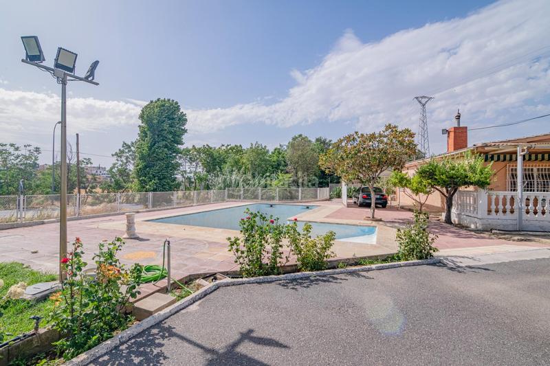 Foto 7d90efa9-4283-497c-ae2e-5350830658f0. Local commercial dans carretera carretera de motril 117. Alhendín 117 dans Alhendín