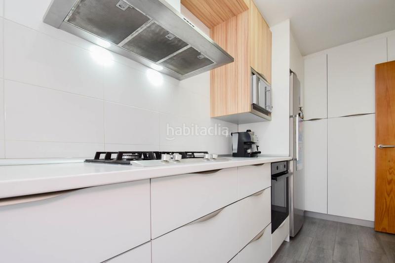 Foto c4580c11-e845-4273-b21c-473d2eec7cd3. Planta baja oportunidad única! vivienda reformada en el centro cerca del metro en Armilla