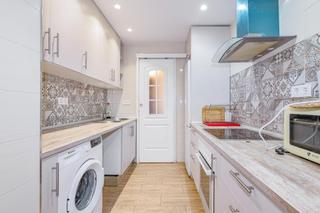 Alquiler Piso  De teba. Estudiantes chicas. reformado. 280 por habitación,  suministros