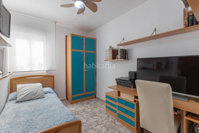 Foto 48619abd-eaeb-44da-99ed-fd2081991088. Piso magnifico piso de tres habitaciones en una quinta planta con terraza, junto a universidades!!!!!! en Granada