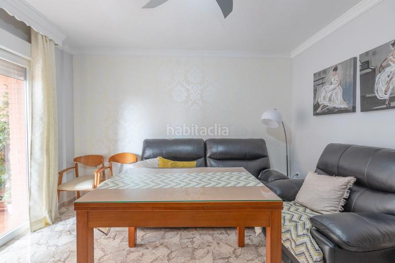 Foto 9ecc228a-287e-4048-a1bd-62985328b202. Piso magnifico piso de tres habitaciones en una quinta planta con terraza, junto a universidades!!!!!! en Granada