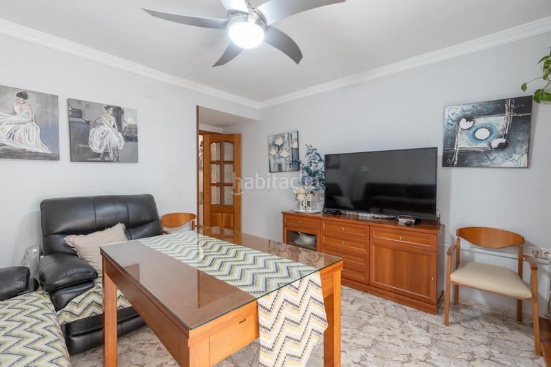 Foto a38ef57e-4629-4c8d-99f4-056740243511. Piso magnifico piso de tres habitaciones en una quinta planta con terraza, junto a universidades!!!!!! en Granada