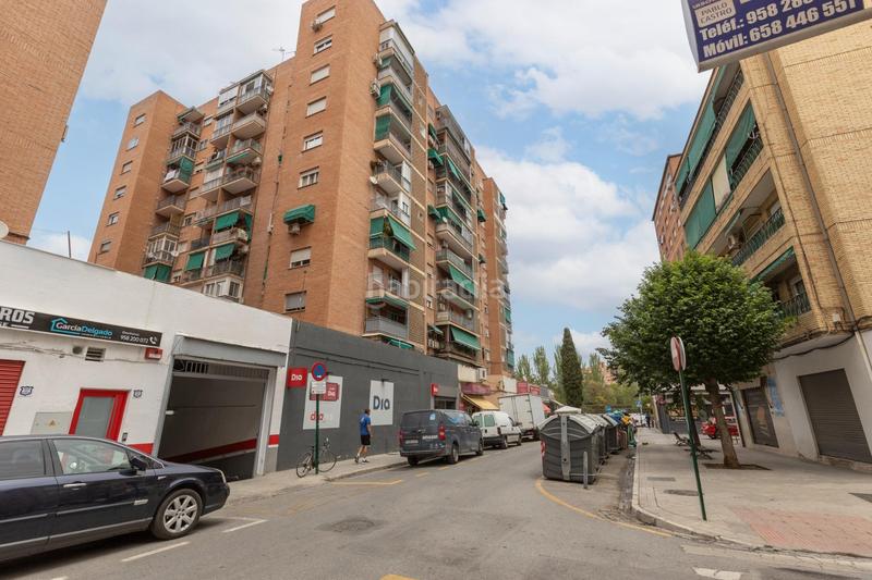 Foto d7e2df85-84e0-4cc4-a6ff-d7da0cbc7295. Piso magnifico piso de tres habitaciones en una quinta planta con terraza, junto a universidades!!!!!! en Granada