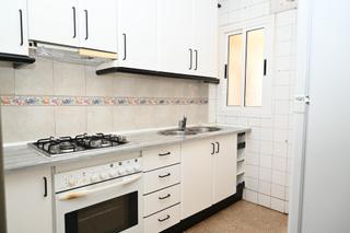 Alquiler Piso en Calle afan de ribera 16. Piso junto a recogidas. afán de ribera.