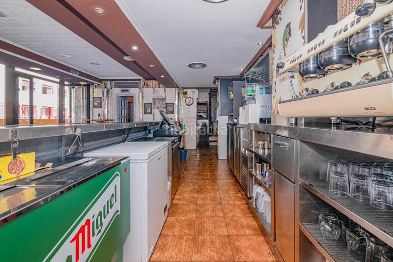 Foto 288a6fa9-85e3-41b0-8ad4-710ef4996169. Locale commerciale in San Francisco Javier Granada