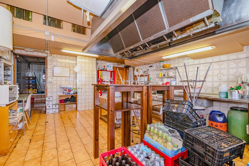 Foto ec6a4f33-616c-4c61-a8ed-2978ee5940fb. Locale commerciale in San Francisco Javier Granada