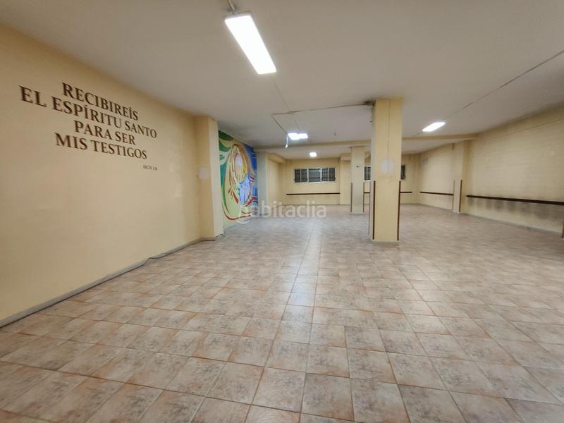 Foto 1763baa3-4ddd-4827-a80e-b1411f19d33d. Alquiler local comercial en avenida Joaquina Eguaras alquiler local en Joaquina Eguaras en Granada