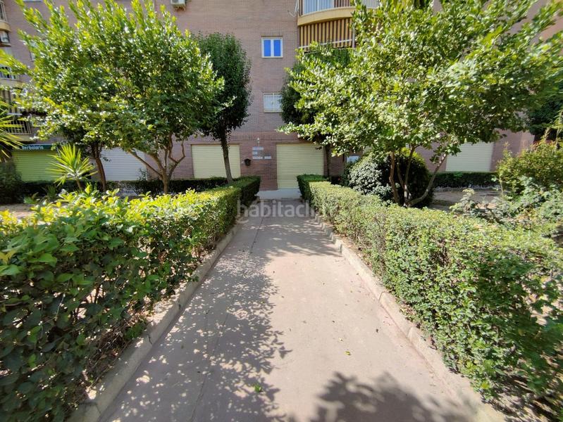 Foto 5a8d2a13-2edd-44d0-9c55-febbbddb6b89. Alquiler local comercial en avenida Joaquina Eguaras alquiler local en Joaquina Eguaras en Granada