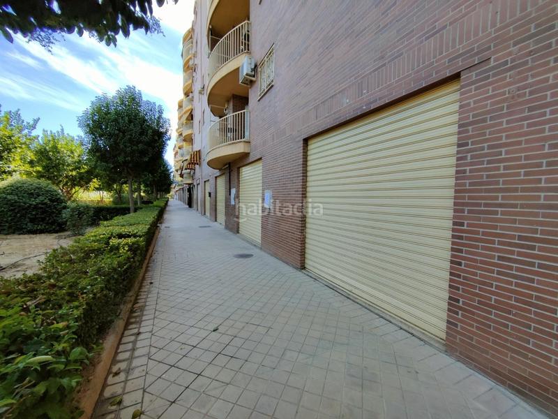 Foto c33ec69f-7f6d-4fca-b8a6-d6a0731bb733. Miete geschäftsraum in avenida Joaquina Eguaras in Granada