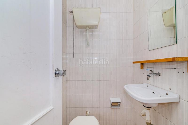 Foto 38cf84f2-dbf6-4e28-b285-ed3ddd735119. Alquiler local comercial local en el centro . en Camino de Ronda Granada