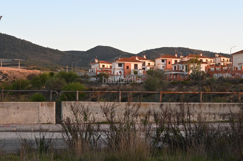 Foto 15eba3ee-0a50-45f2-bd76-aeee1460e5eb. Terreno residenziale in calle abelia 13 in Villa de Otura