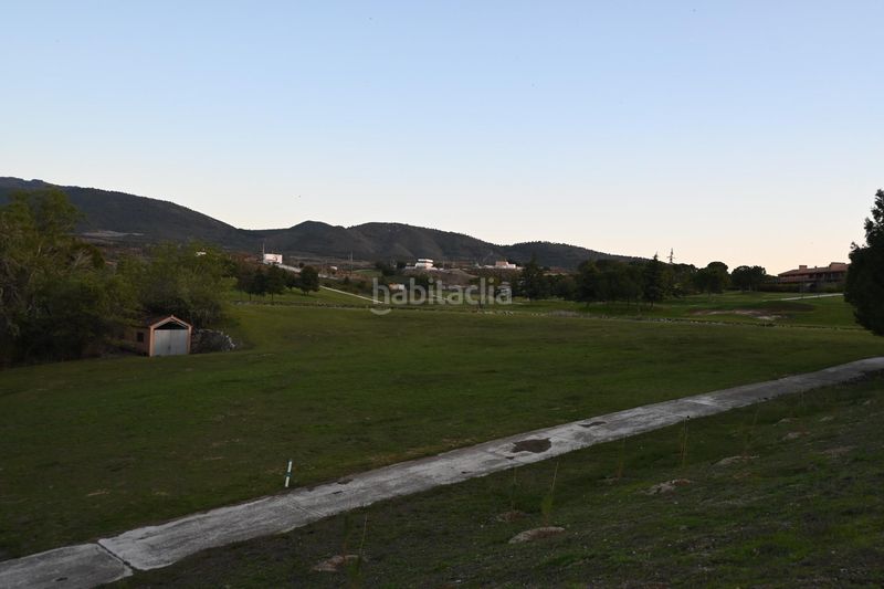 Foto b87d1055-3cd1-4110-a82f-5423e46a9286. Terreno residenziale in calle abelia 13 in Villa de Otura