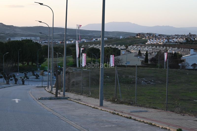Foto c5fe66a0-4afe-49b6-924d-9cd3c5197f36. Terreno residenziale in calle abelia 13 in Villa de Otura