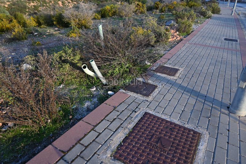 Foto ec7fca41-813d-4d3d-ba7b-5058f33b3522. Terreno residenziale in calle abelia 13 in Villa de Otura