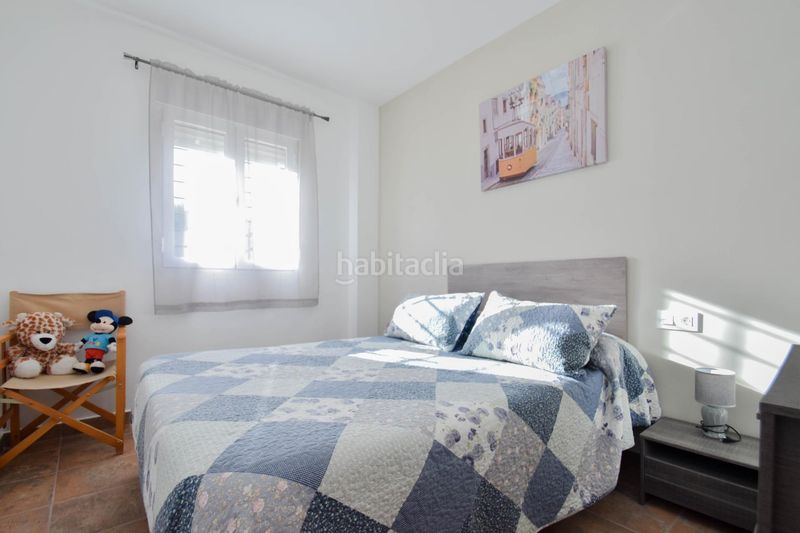 Foto 6e6f8e61-59ae-4038-b44d-a3e7fc3bf3c9. Casa amb aparcament a Atarfe
