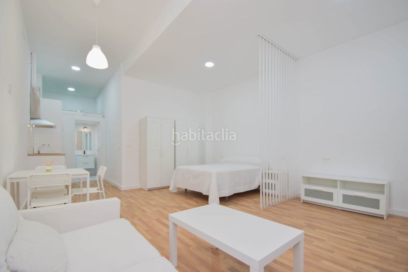 Foto b461f7ae-8884-49e7-aff0-7c7bf427c7e4. Local commercial dans Atarfe