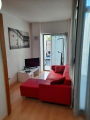 Rent Flat in Carme - Vistalegre. Alquiler de piso de 1 habitación en el centro de girona