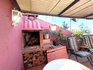 Haus  Wilson. Se vende amplia casa en santa coloma de gramenet