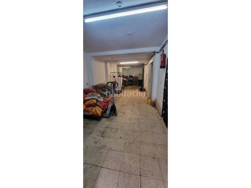 Foto 8655144e-7598-4324-9132-517ba4bee724. Local comercial  a 1 minuto del metro Fondo en Santa Coloma de Gramenet
