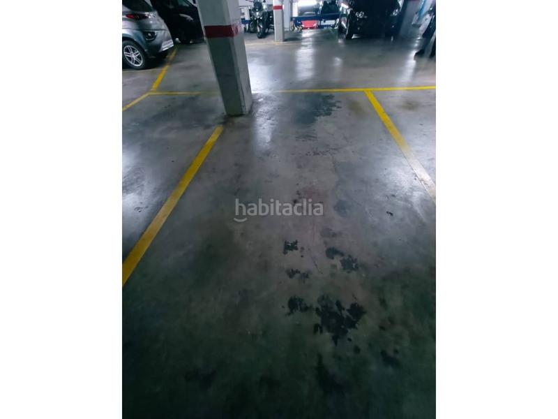Foto 57a08fdd-be74-4bbb-b8fc-d6dfea92da63. Parking coche parking en santa rosa en El Raval Santa Coloma de Gramenet