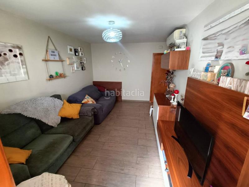 Foto cabbdaa5-70b8-498d-ae90-470d318b9938. Piso ático con terraza y ascensor Santa Rosa. en Santa Coloma de Gramenet