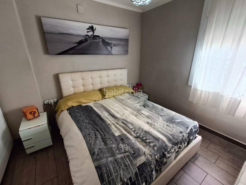 Foto 1df6d1ae-9681-421f-a12d-255a005051f8. Ático  con terraza y ascensor Santa Rosa. en Santa Coloma de Gramenet