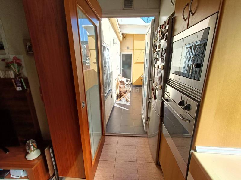 Foto f7b2cdf2-eb04-4ea8-bf5b-2946f2e1cc86. Ático  con terraza y ascensor Santa Rosa. en Santa Coloma de Gramenet