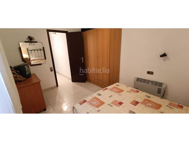 Foto 04b1d474-6e12-4109-84ff-6ad4d37fea86. Casa  en singuerlin en Guinardera Santa Coloma de Gramenet