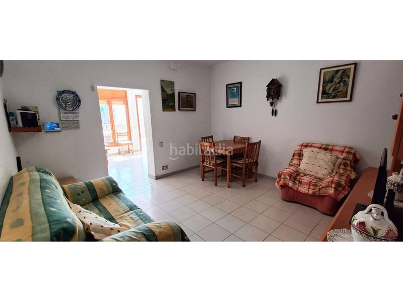 Foto 17f2e11f-5468-4708-8ffb-f200f61d2696. Casa  en singuerlin en Guinardera Santa Coloma de Gramenet