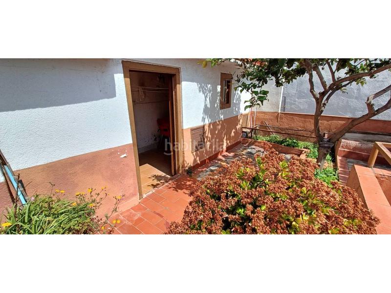 Foto 5bf66e69-accf-490a-a708-3b1d03396c4b. Casa  en singuerlin en Guinardera Santa Coloma de Gramenet