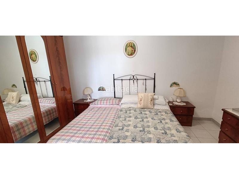 Foto 605c8416-b03c-4cca-9657-e0a70b006914. Casa  en singuerlin en Guinardera Santa Coloma de Gramenet