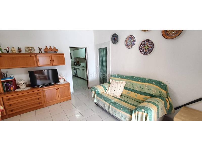 Foto 7f5be19a-0fb1-413e-b29e-1cf933cc4c7b. Casa  en singuerlin en Guinardera Santa Coloma de Gramenet