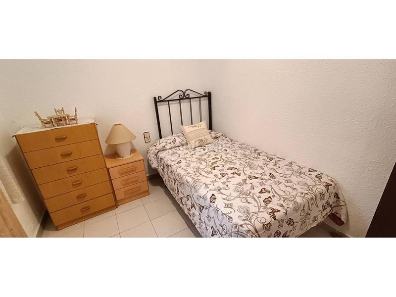 Foto 8353f915-59a9-45b4-956c-463a7f26b546. Casa  en singuerlin en Guinardera Santa Coloma de Gramenet