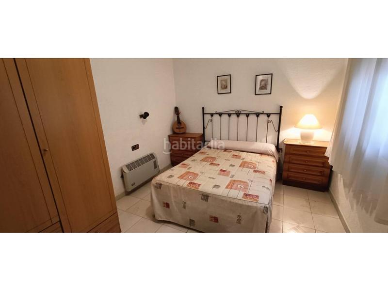 Foto 93971fbe-a1f1-4c50-98cd-52299416de25. Casa  en singuerlin en Guinardera Santa Coloma de Gramenet