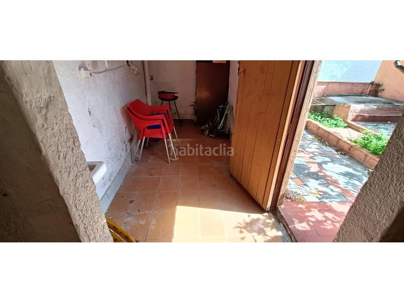 Foto ab3c5231-8e48-4da2-a685-ae934e29c782. Casa  en singuerlin en Guinardera Santa Coloma de Gramenet