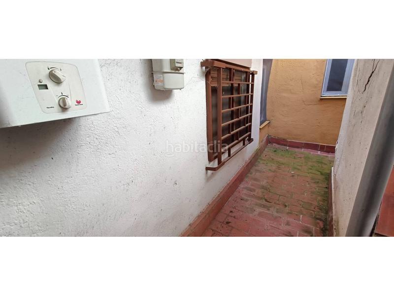 Foto f9b940ac-7ed5-4b11-87f0-e94aed5d06f7. Casa  en singuerlin en Guinardera Santa Coloma de Gramenet