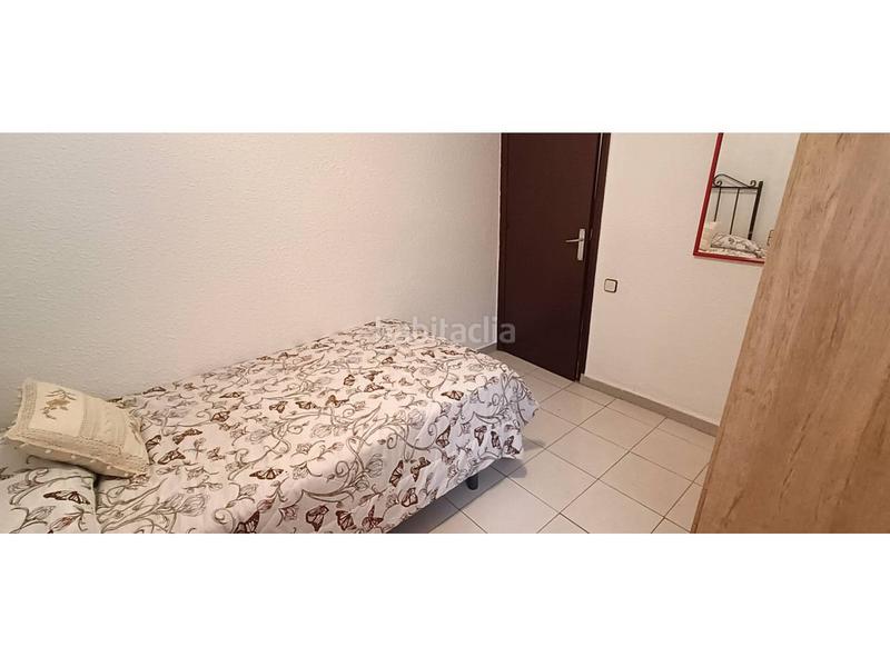 Foto fa87f0ac-beb0-4ec9-927a-ad96a5d72cfd. Casa  en singuerlin en Guinardera Santa Coloma de Gramenet