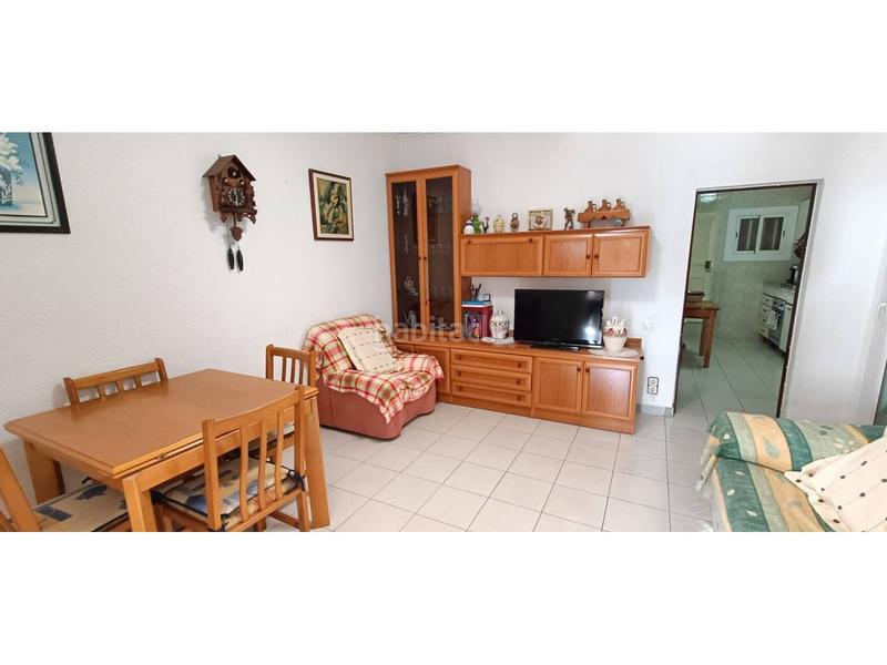 Foto fa904107-9aee-4a95-a6c7-a6a1e2f00016. Casa  en singuerlin en Guinardera Santa Coloma de Gramenet