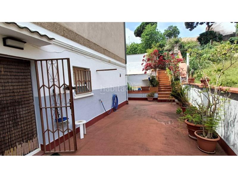 Foto 31385e52-9d37-426c-bb8a-b4a32f9835af. Piso amplio y luminoso piso con impresionante terraza en zona residencial en Santa Coloma de Gramenet