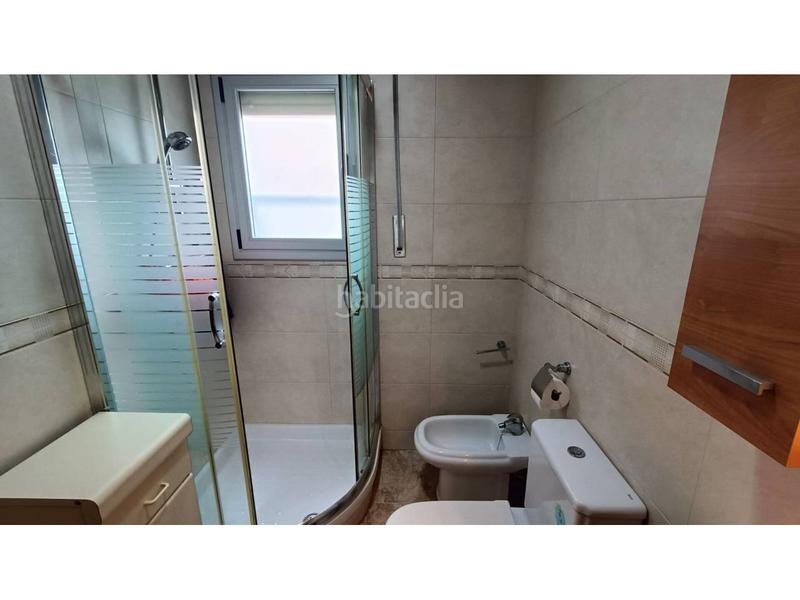 Foto 70243458-ae3c-4fc7-b74d-ea814beebc9d. Piso amplio y luminoso piso con impresionante terraza en zona residencial en Santa Coloma de Gramenet