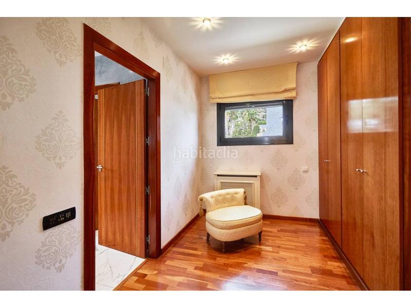 Foto 00b39f5f-8877-436e-b288-a7fffe313432. Haus mit heizung parking pool in Mas Ram Badalona