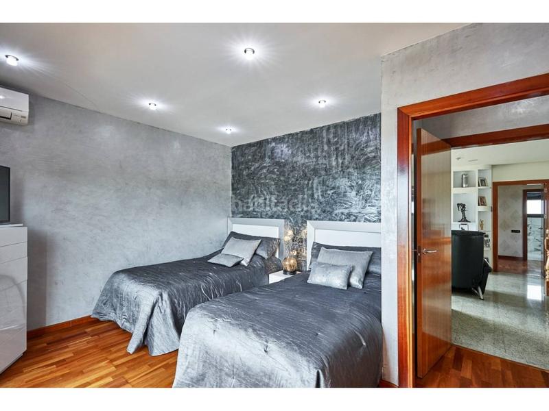 Foto 10b13db9-1878-4d25-adbd-38648806de94. Haus mit heizung parking pool in Mas Ram Badalona